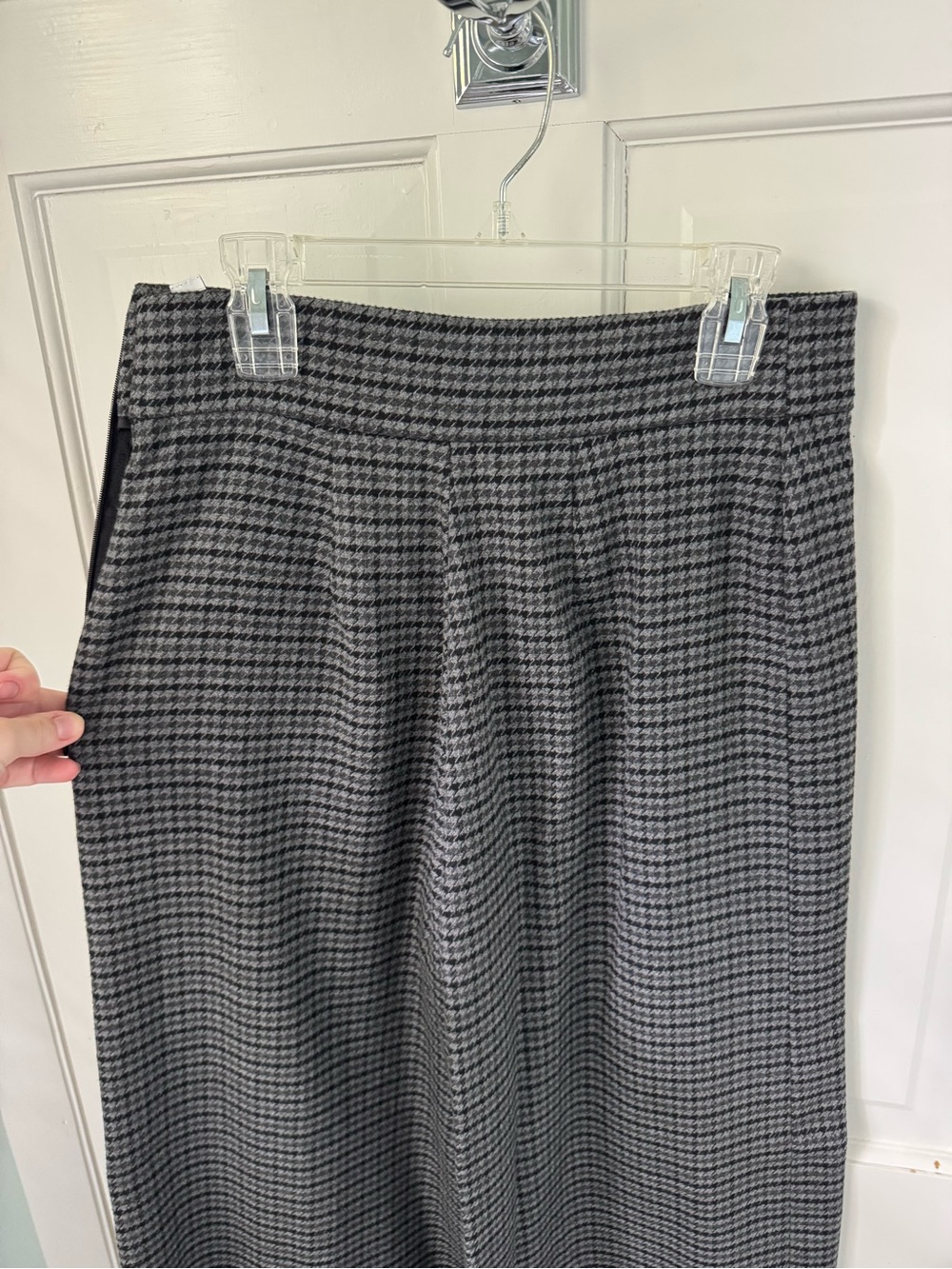 Zara Wide Leg Pants in Black and Gray Houndstooth - Picture 4 of 4